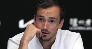 Medvedev napriek zákazu stále ráta s Wimbledonom: Iný turnaj nevyskúšam