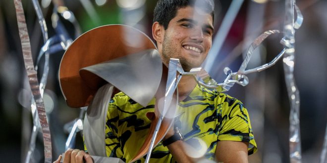 Carlos Alcaraz, Víťazná trofej, ATP Mutua Madrid Open