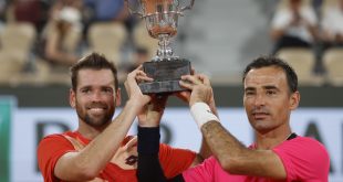 Austin Krajicek, Ivan Dodig, Roland Garros 2023, Trofej, Štvorhra