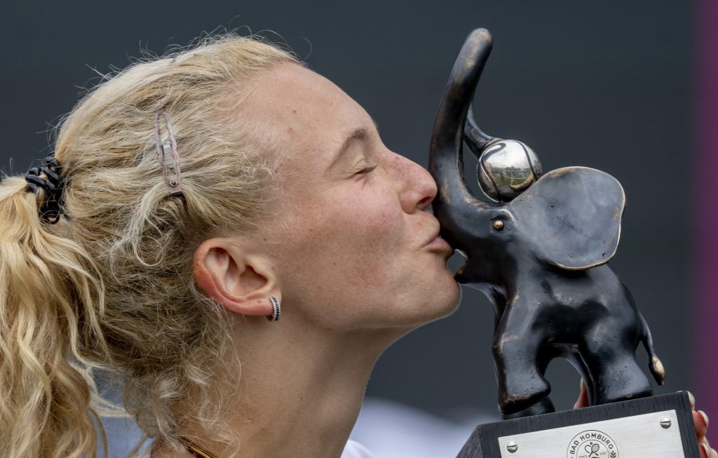 Kateřina Siniaková, Trofej, WTA Bad Homburg