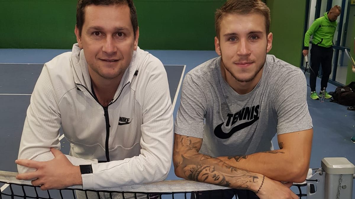 Karol Beck, Alex Molčan