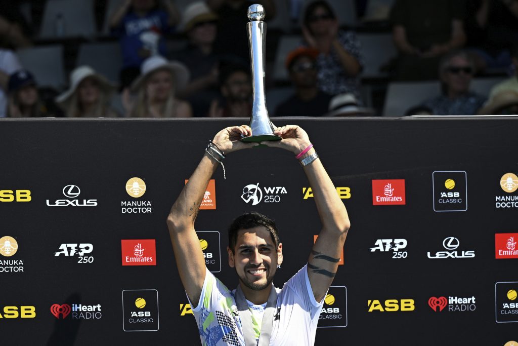 Alejandro Tabilo, ATP Auckland, Trofej, Víťaz