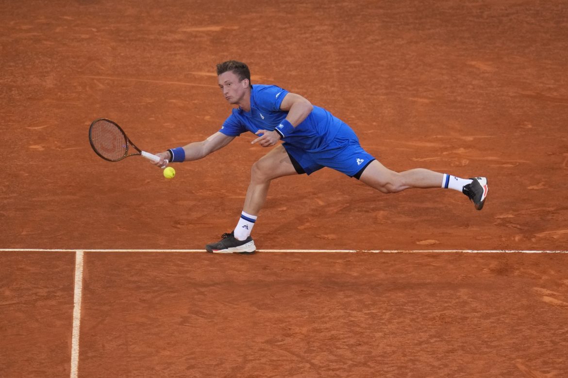 Český tenista Jiří Lehečka.