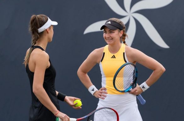 Olivia Nichollsová, Tereza Mihalíková, WTA Hertogenbosch