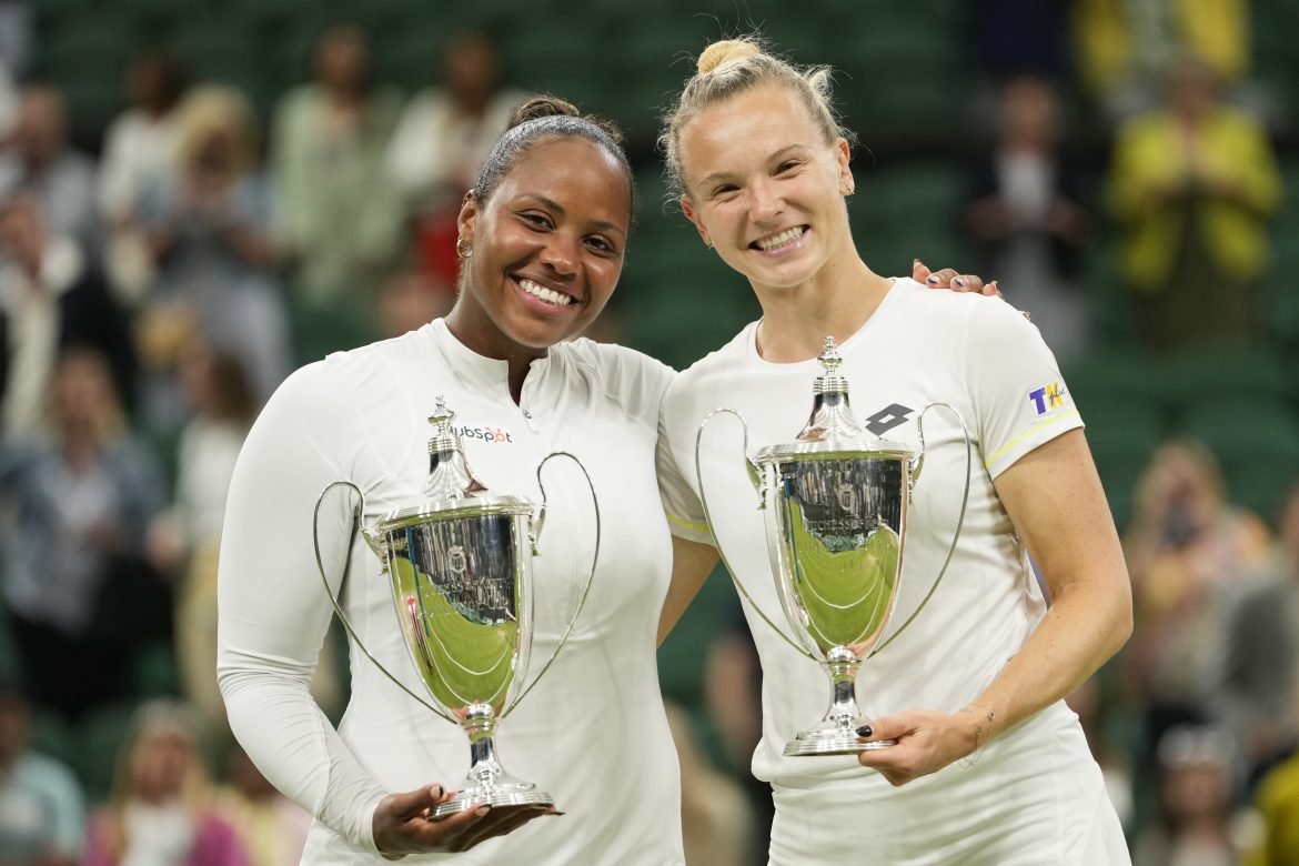 Kateřina Siniaková, Taylor Townsendová, WTA Wimbledon 2024, Trofeje