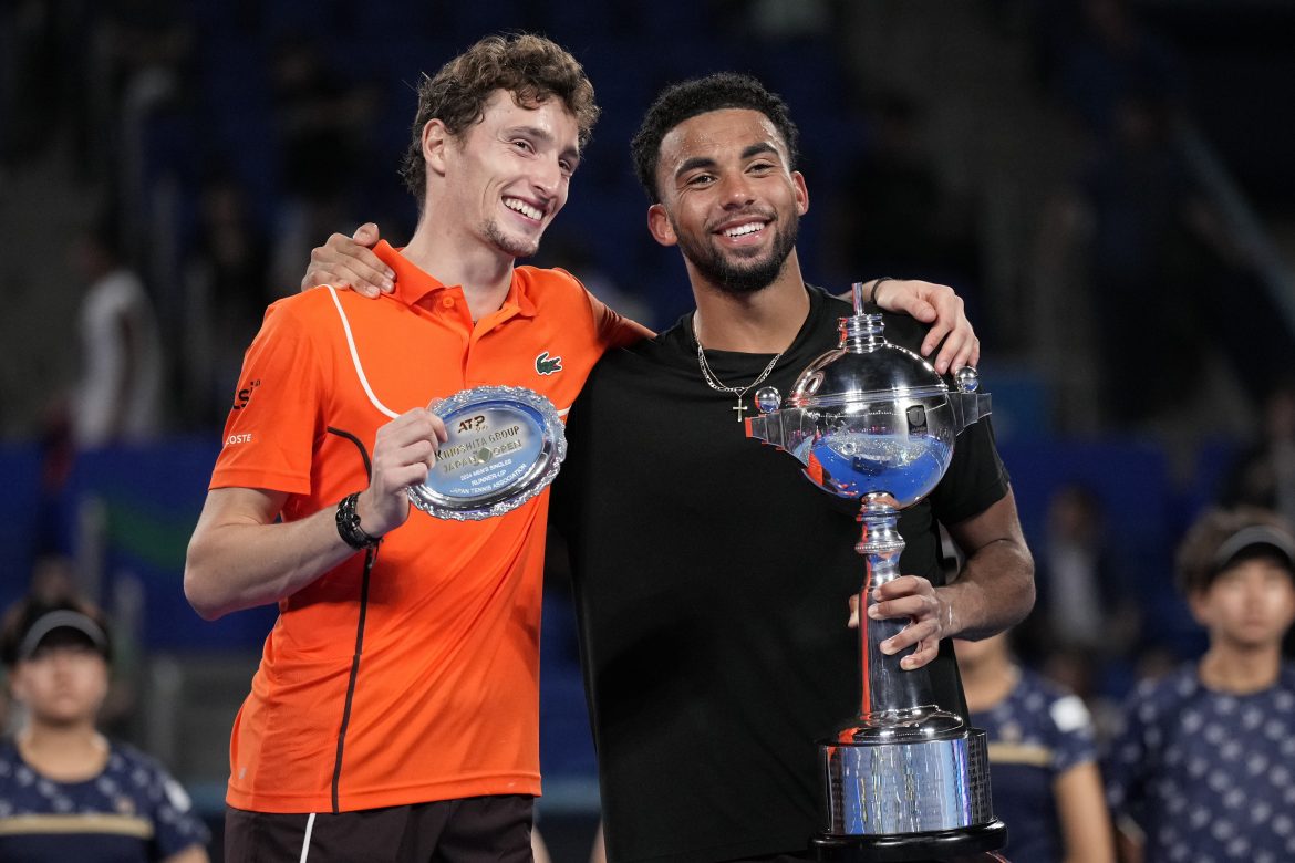 Arthur Fils, Ugo Humbert, ATP Tokio, Trofeje