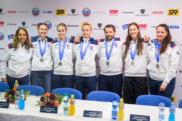 Janette Husárová, Renáta Jamrichová, Anna Karolína Schmiedlová, Rebecca Šramková, Matej Lipták, Tereza Mihalíková, Viktória Hrunčáková, Slovensko