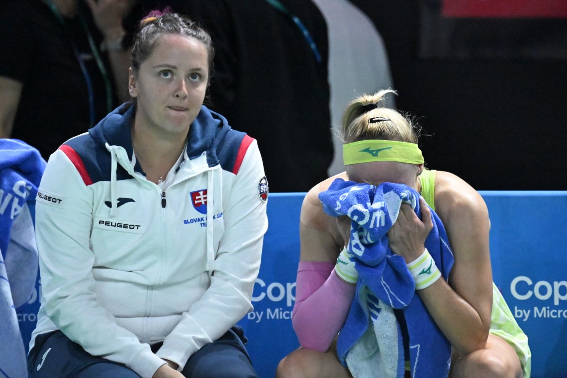 Viktória Hrunčáková, Slovensko, Rebecca Šramková, Finále, Pohár Billie Jean Kingovej