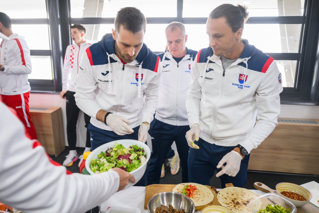 Norbert Gombos, Jozef Kovalík, Slovensko, Davis Cup, Slovenskí tenisti, Osijek, Plnenie tortíl