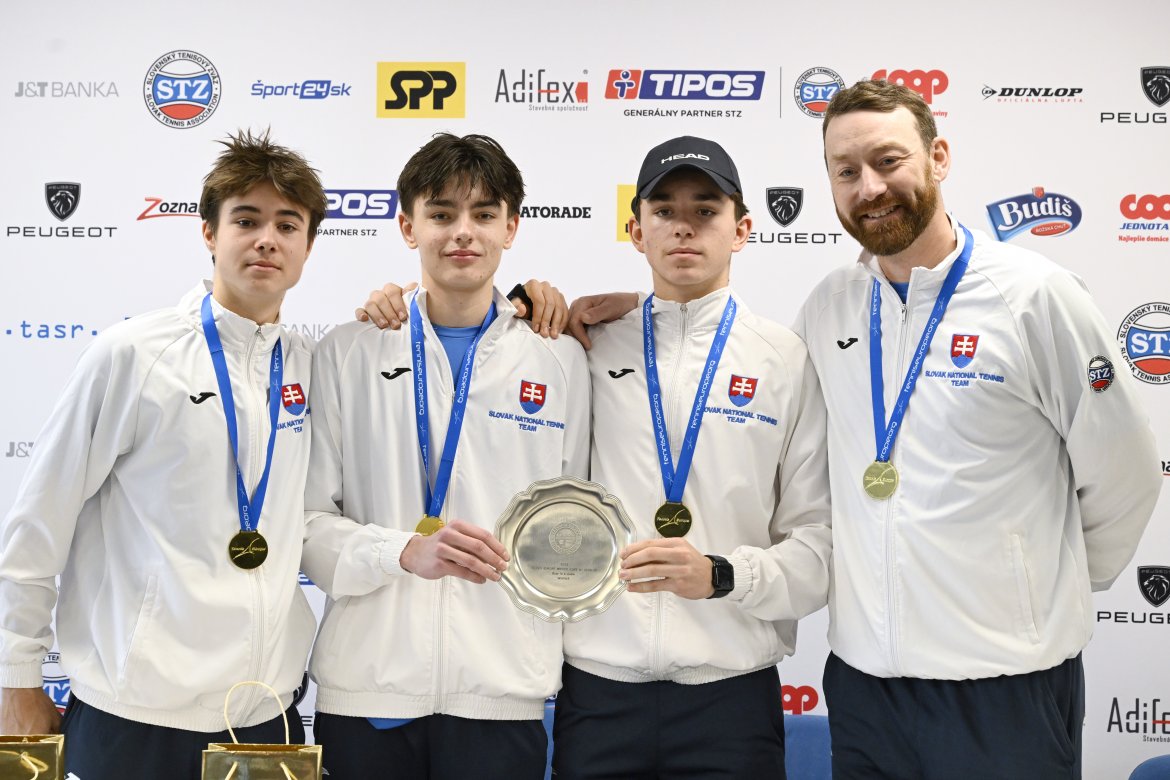 Miroslav Mečíř mladší, Dominik Mačej, Leon Sloboda, Richard Križan, ME tímov do 16 rokov, Mladí tenisti, Zlato, Slovensko