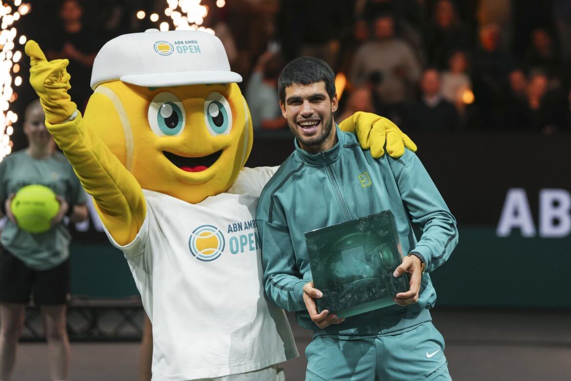 Carlos Alcaraz, ATP Rotterdam, Trofej