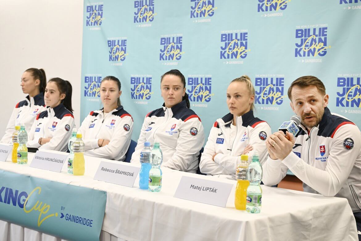 Matej Lipták, Rebecca Šramková, Viktória Hrunčáková, Renáta Jamrichová, Mia Pohánková, Tereza Mihalíková, Pohár Billie Jean Kingovej, Slovensko