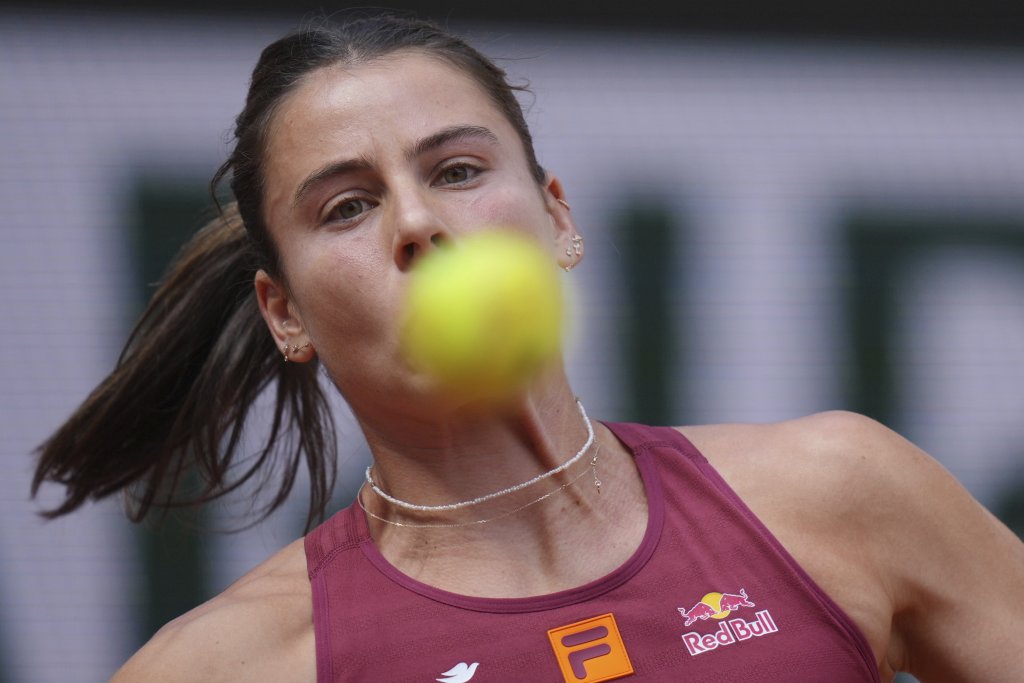 Emma Navarrová, Roland Garros 2025, Paríž