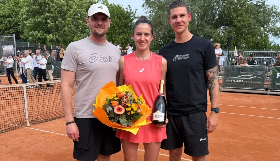 Mia Pohánková, Róbert Gašparetz, Adam Kocian, Wiesbaden