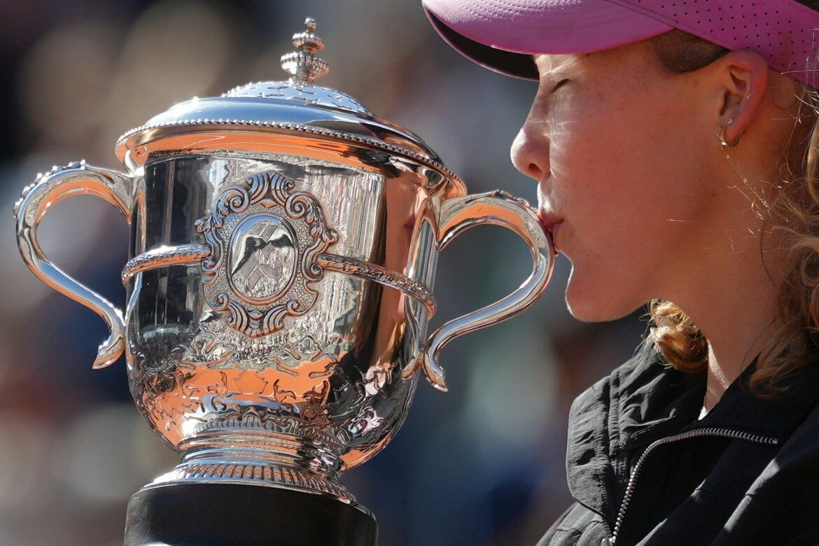 Mirra Andrejevová, Finále, Roland Garros 2026, Paríž, Trofej