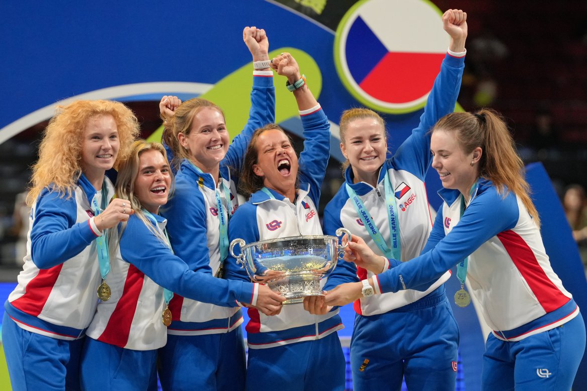 Kateřina Siniaková, Sára Bejlek, Marie Bouzková, Barbora Strýcová, Karolína Muchová, Linda Nosková, Česko, Pohár Billie Jean Kingovej, Billie Jean King Cup, Titul