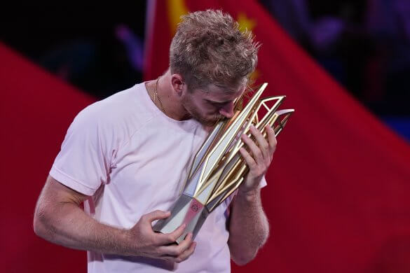Alejandro Davidovich Fokina, ATP Šanghaj Masters 1000, Trofej, Finále